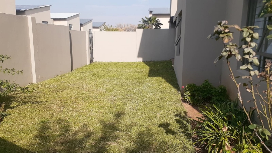 To Let 2 Bedroom Property for Rent in Melodie North West
